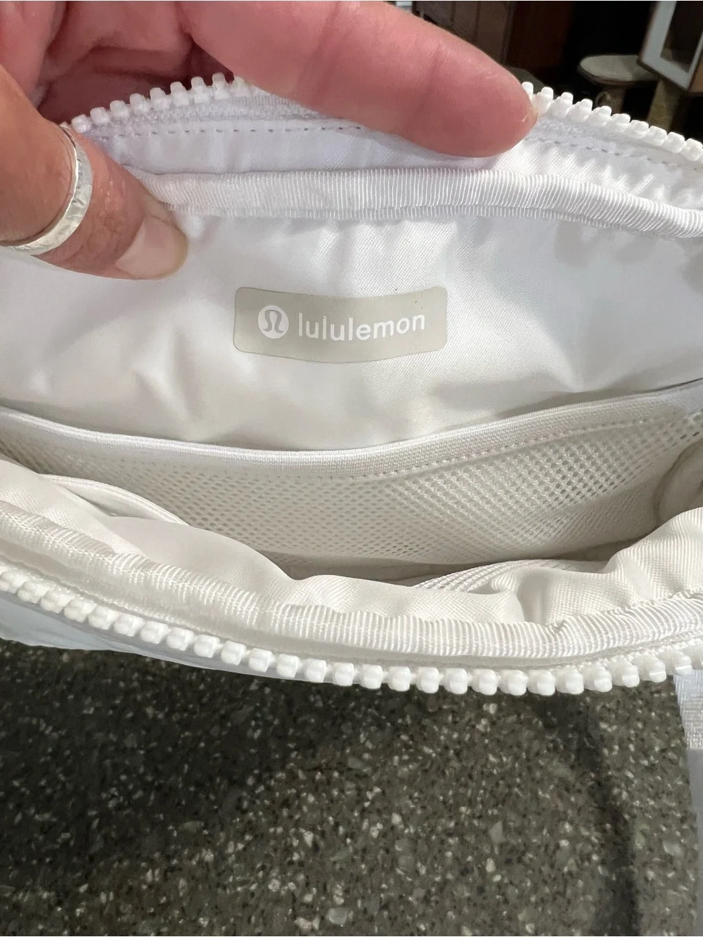 Lululemon Everywhere Wunder Puff Belt Bag Activewear Casual Gym Travel 1L